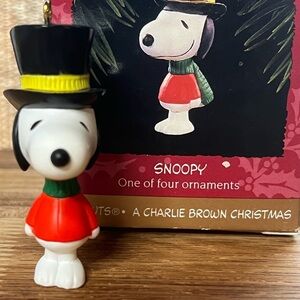 1995 Snoopy, Charlie Brown Christmas, PEANUTS With Box